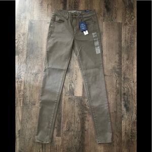Brand New American Eagle High-Rise Jegging